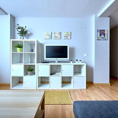 Holidays2Malaga Salitre 3 Bedroom Up To 7 People High Speed Wifi Eksteriør billede