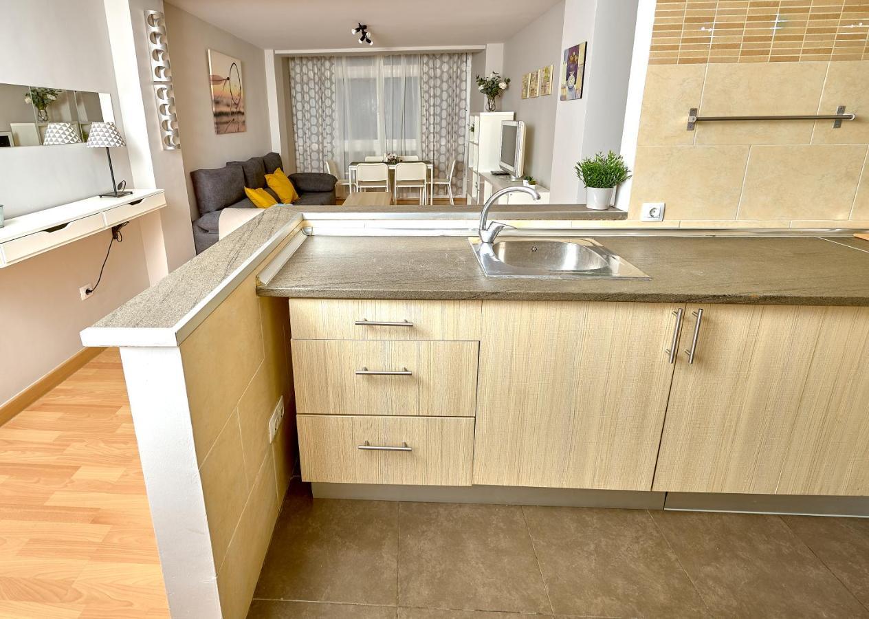 Holidays2Malaga Salitre 3 Bedroom Up To 7 People High Speed Wifi Eksteriør billede