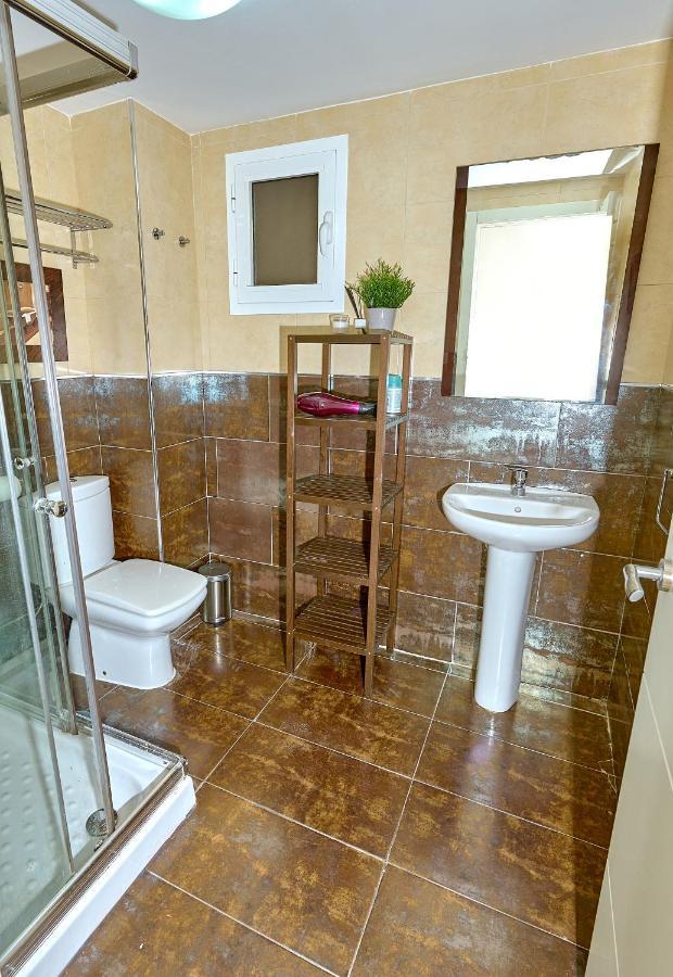 Holidays2Malaga Salitre 3 Bedroom Up To 7 People High Speed Wifi Eksteriør billede