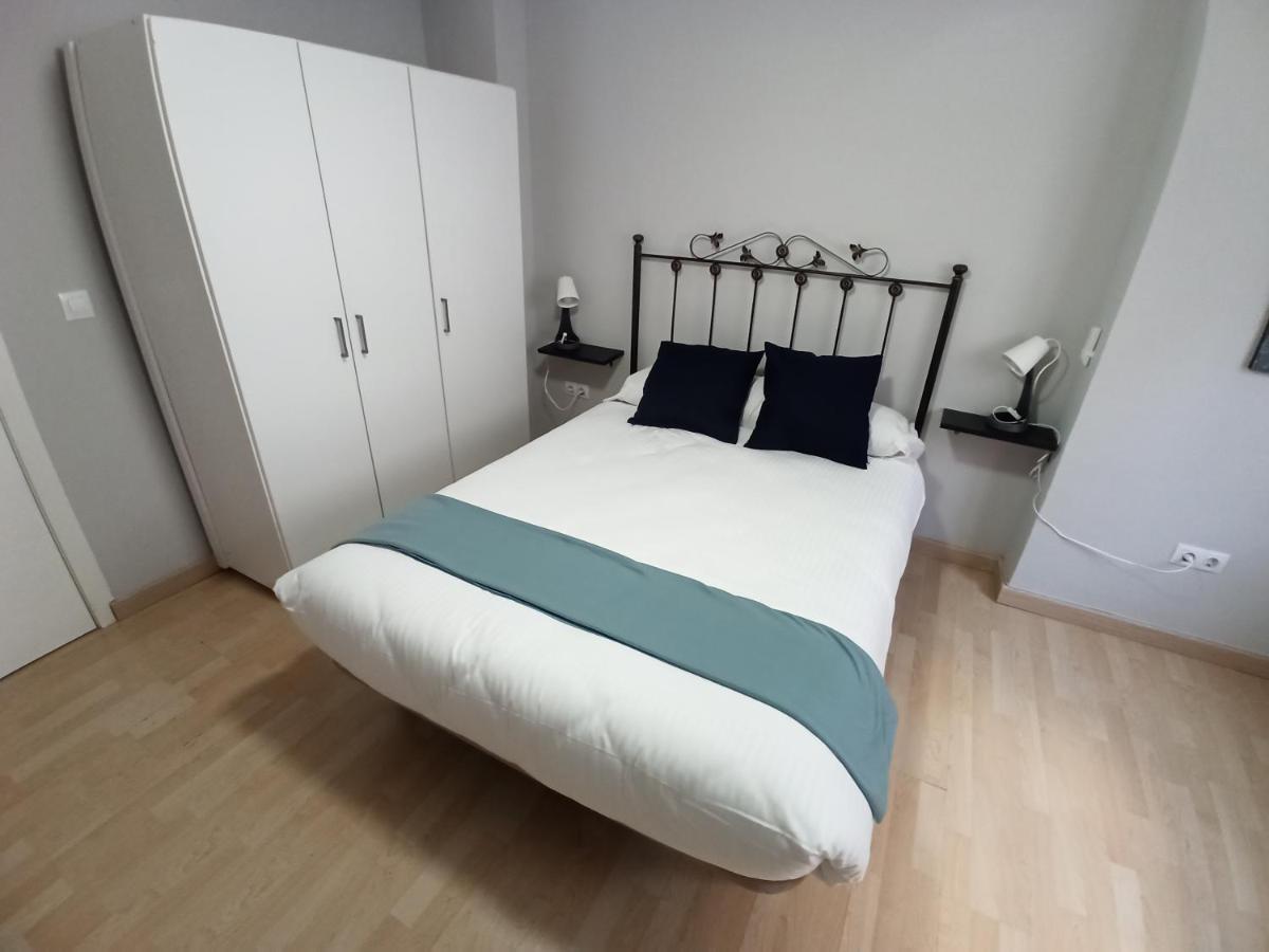 Holidays2Malaga Salitre 3 Bedroom Up To 7 People High Speed Wifi Eksteriør billede
