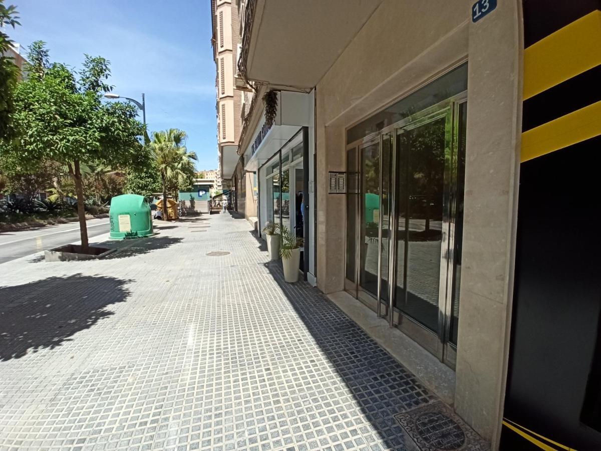 Holidays2Malaga Salitre 3 Bedroom Up To 7 People High Speed Wifi Eksteriør billede